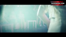 111. Ophelie Bau Sexy Dancing – Mektoub, My Love: Canto Uno