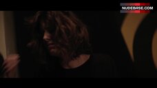 67. Mary Elizabeth Winstead Vomits After Sex – All About Nina