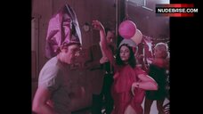 89. Robyn Whitting Boobs Flash – Summer Camp