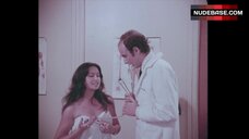 1. Robyn Whitting Full Frontal Nude – Summer Camp