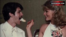 122. Mariel Hemingway Crying During Sex – Star 80