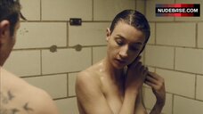 67. Nude Cortney Palm Under Shower – Death House