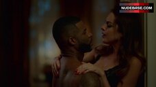 34. Elizabeth Gillies Sex Standing – Dynasty