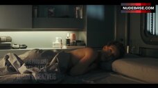 45. Jodie Smith Breasts Flash – Nightflyers