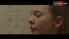 78. Sofia Del Tuffo Masturbating in Shower – Luciferina