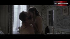 56. Izia Higelin Shows Tits – Rodin