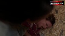 67. Juliette Lewis Cat Fight – Camping