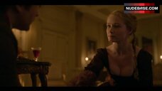 56. Lyla Porter-Follows Decollete – Frontier