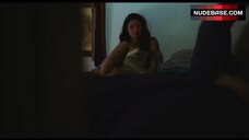 89. Samantha Robinson Sex Scene – Three Worlds