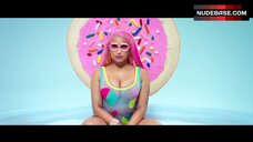 1. Nicki Minaj in Sexy Swimsuit – Good Form