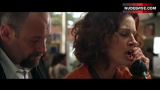 45. Julia Roberts Pokies Through Top – The Mexican