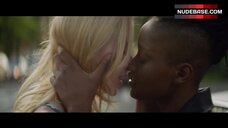 Keke Palmer Lesbian Kiss – Pimp