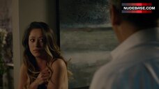 89. Vania Villalon Nude in Bed – Fugitiva