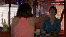 12. Luisa Rubino Sexy in Shorts – Fugitiva