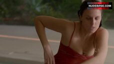 111. Melina Matthews in Swimming Pool – Fugitiva