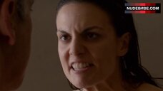 122. Melina Matthews in Swimming Pool – Fugitiva