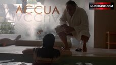 34. Melina Matthews in Swimming Pool – Fugitiva