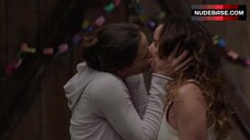 67. Juliette Lewis Lesbian Scene – Camping