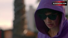 56. Arantza Ruiz in Bikini in Pool – Fugitiva