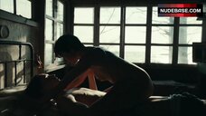 34. Julia Koschitz Slow Scene – A Minute'S Silence