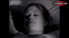 67. Kate Peckham Exposed Tits – Lost On The Bohemian Road