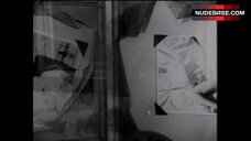 67. Kate Peckham Naked Breasts – Lost On The Bohemian Road