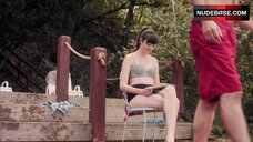 67. Jennifer Allcott Bikini Scene – Kate Can'T Swim