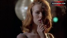 12. Linda Fiorentino Sex on Table – The Last Seduction