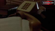 89. Linda Fiorentino Sex on Table – The Last Seduction