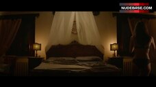 34. Hot Emily Ratajkowski in Bra and Panties – Welcome Home