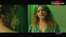 89. Elizabeth Gillies Lesbian Scene – Dynasty