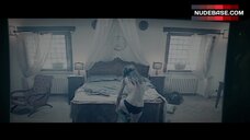 78. Emily Ratajkowski Butt Crack – Welcome Home