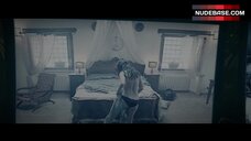 89. Emily Ratajkowski Butt Crack – Welcome Home