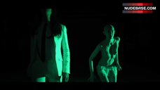 V Nixie Topless Scene – Blood, Sweat And Terrors