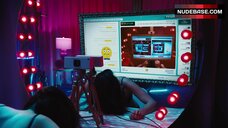 45. Madeline Brewer Webcam Modeling – Cam