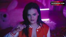12. Madeline Brewer Exposed Tits – Cam