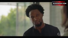 78. Niatia 'Lil Mama' Kirkland Bikini Scene – All American