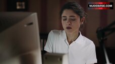 78. Natalia Dyer Watches Porn – Yes, God, Yes