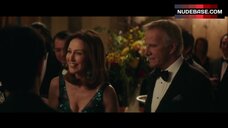 56. Elsa Zylberstein Cleavage – Bel Canto