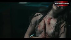 Anna Bederke Shows Tits – Beat