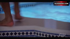 78. Samantha Logan Sexy Scene – All American