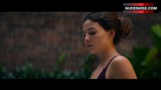 12. Paulina Singer Kissing – Tell Me A Story