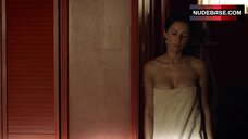 23. Hot Annet Mahendru Wrapped In Towel – Lethal Weapon