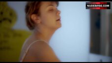 34. Dasha Nekrasova Flashes Lingerie – Wobble Palace