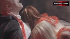 23. Jacqueline Smith Lesbian Scene – Vampegeddon