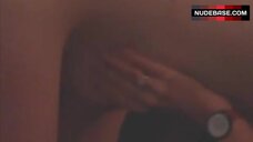 67. Kris Swanberg in Lesbi Scene – Young American Bodies