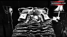 4. Rosario Dawson Sexy – Sin City: A Dame To Kill For