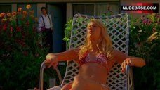 3. Katie Gill Bikini Scene – Csi: Miami
