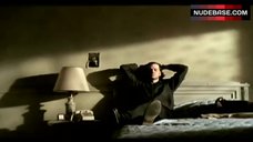 10. Pamela Gidley Naked in Shower – Liebestraum