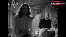 5. Rita Hayworth No Bra – Gilda